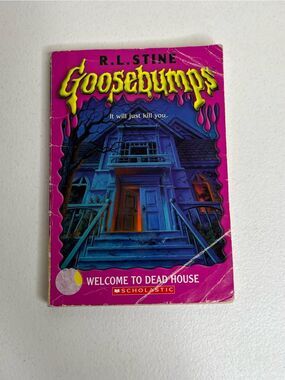 Goosebumps #1 Welcome To Dead House First Edition 1992 Paperback Book Original